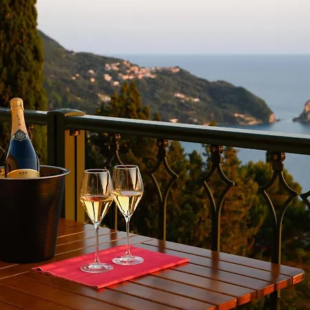 Nisos Sunset Apartments Agios Gordios Agios Gordios  Exterior foto