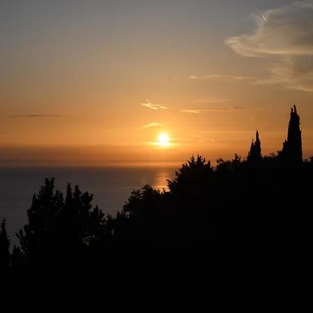 Nisos Sunset Apartments Agios Gordios Agios Gordios  Exterior foto